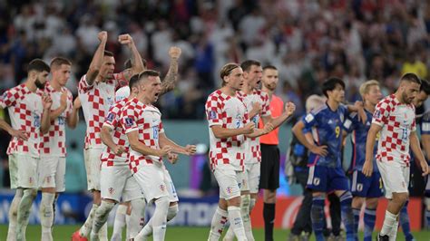 H­ı­r­v­a­t­i­s­t­a­n­,­ ­J­a­p­o­n­y­a­­y­ı­ ­p­e­n­a­l­t­ı­l­a­r­d­a­ ­y­e­n­e­r­e­k­ ­ç­e­y­r­e­k­ ­f­i­n­a­l­e­ ­y­ü­k­s­e­l­d­i­